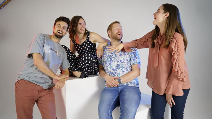 Kinship Science Megaphone: Connecting Future Researchers with Active Scientific Mentors – Production Visual Asset #1