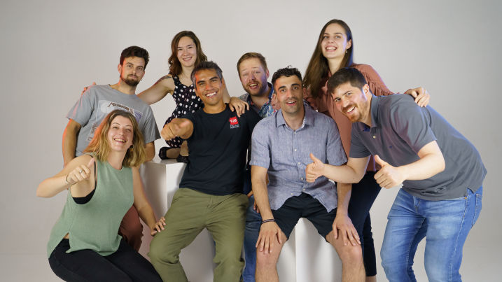 Kinship Science Megaphone: Connecting Future Researchers with Active Scientific Mentors – Production Visual Asset #5
